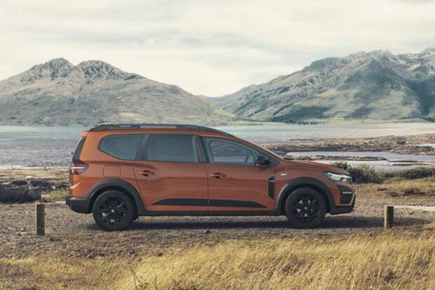 новые-автомобили-dacia-jagger-premiere-2021-proauto-03