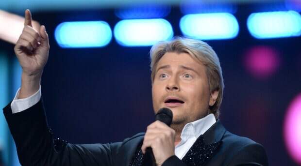 Куда пропал «натуральный блондин»?: Николай Басков впервые показал снимки до пластических операций