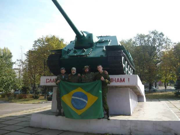 Будни иностранных добровольцев в бригаде "Призрак": фоторепортаж добровольца из Бразилии