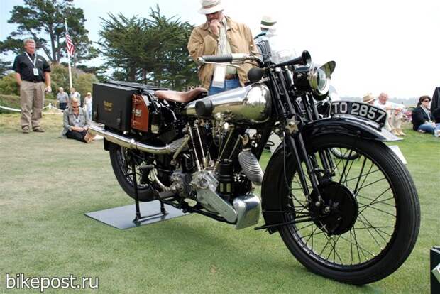 Очень редкий Brough Superior SS100