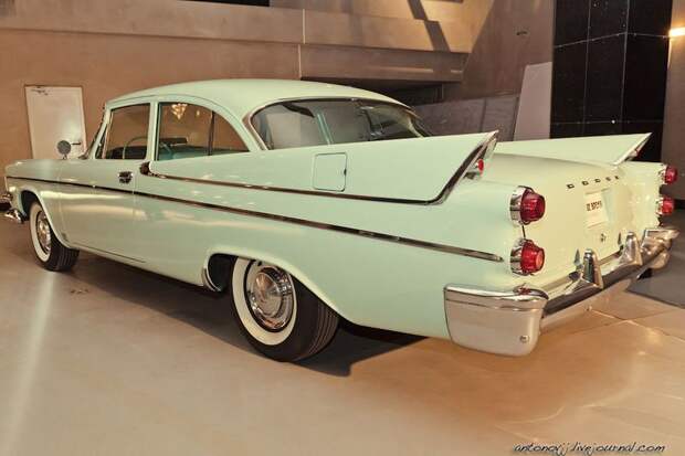 Музей частных коллекций Автовилль (44 фото)