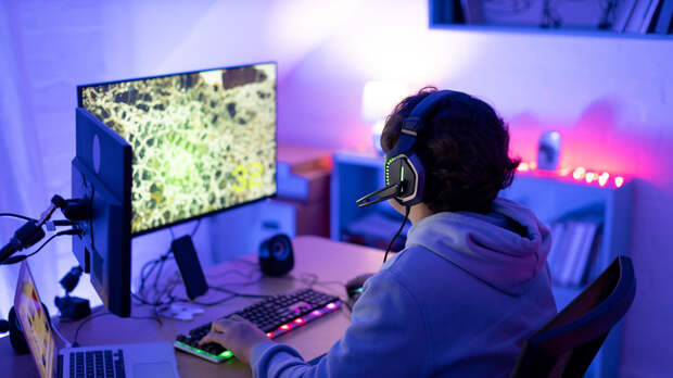 Украинского футболиста забанили в компьютерной игре за оскорбление поляков