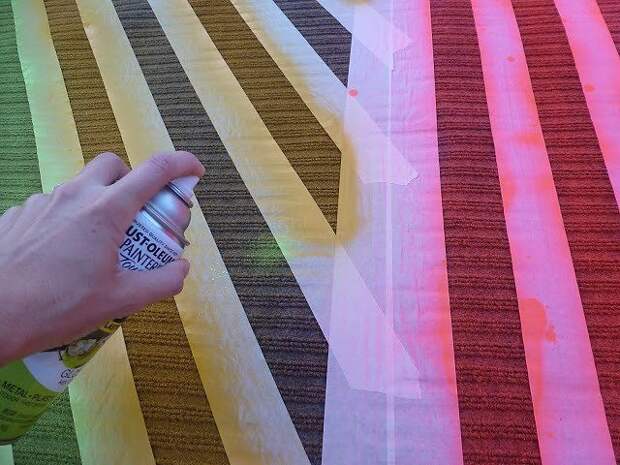 Как покрасить ковёр (и зачем это делать): мастер-классы + идеи