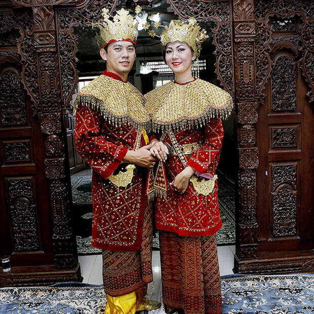 traditional-weddings-around-the-world-40-578e11a0c4acf__605