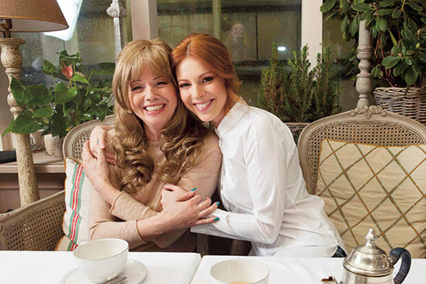 Знаменитые свекрови, которые поладили со своими невестками