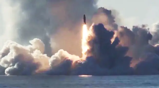 «Гарантированный прорыв ПРО»: какими возможностями обладают новейшие российские подводные крейсеры