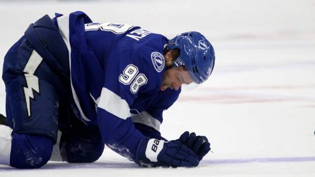 Защитник «Юты» Сергачёв выбыл на несколько дней из-за травмы