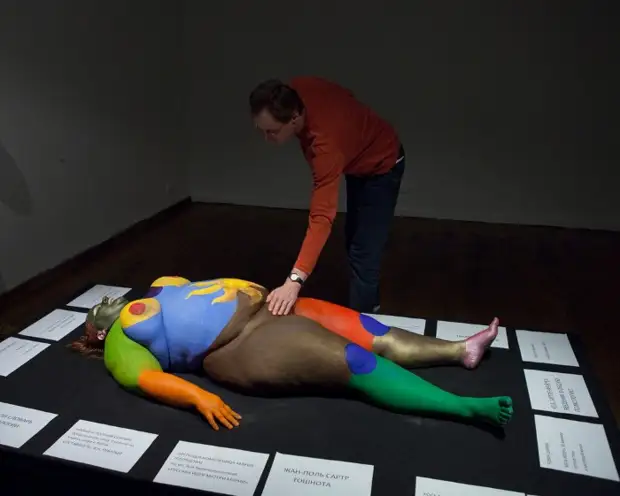 Эшлин Брук аузында спермы бар эротикалық фотосуреттер