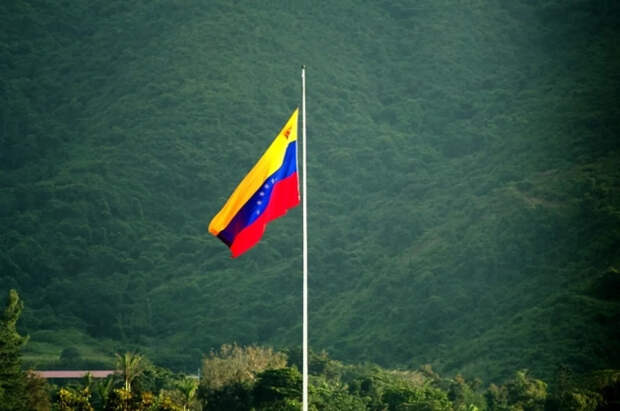 В Венесуэле назначили 12 новых командиров ВС
