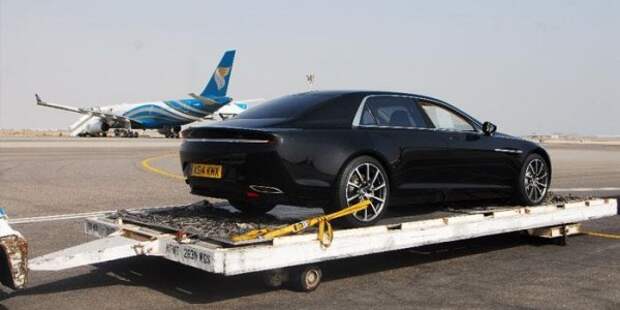 Первые фотографии Aston Martin Lagonda Первые фотографии Aston Martin Lagonda