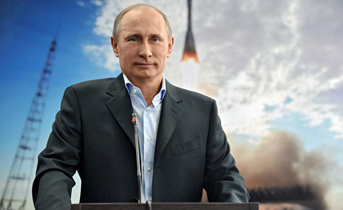 Президент РФ Владимир Путин во время сеанса связи с МКС