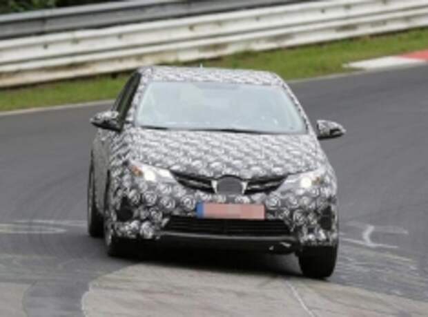Toyota представит внедорожник на базе Auris Toyota представит внедорожник на базе Auris
