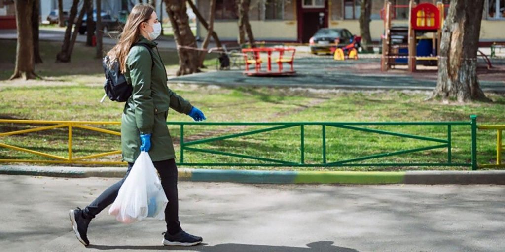 Собянин: Занятые с людьми соцработники получат доплату 25 тыс рублей/фото: mos.ru Собянин: Занятые с людьми соцработники получат доплату 25 тыс рублей/фото: mos.ru