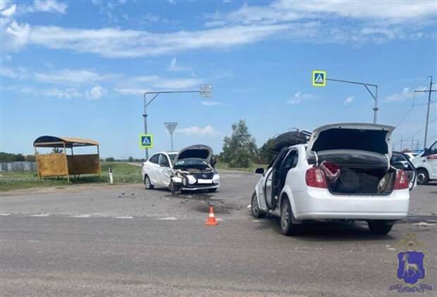 Женщина и ребенок пострадали в ДТП в Самарской области