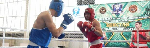 В Карагандинской области проходит турнир по боксу среди сотрудников полиции