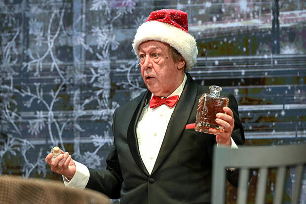 Михаил Ефремов довел Барановскую до слез: ревела навзрыд, а соседка пыталась успокоить