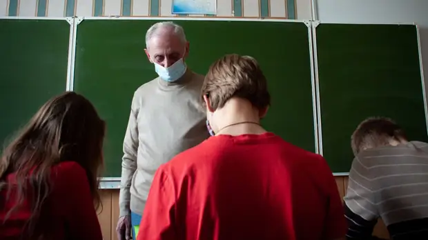 Воробьёв рассказал о новых надбавках педагогам Подмосковья