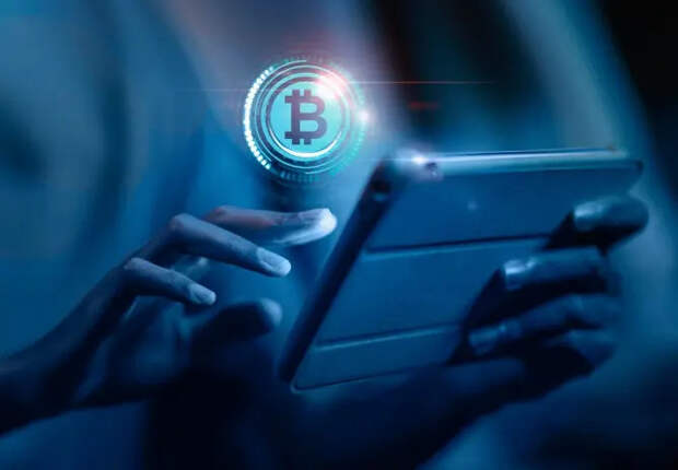 В России работают 350 тысяч майнеров: В Минцифры придумали, что делать с криптовалютой - источник