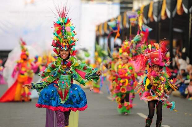 Карнавал моды «Jember Fashion Carnaval» в Индонезии