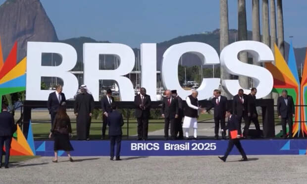 Berliner Zeitung: БРИКС в 2026 году может запустить единую платежную систему