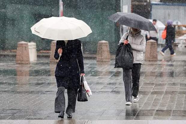 В Москве 15 апреля — облачно, кратковременный дождь и до +15°C