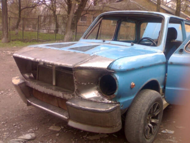 Автоумельц-энтузиаст своими руками переделал «Запорожец» под Ford Mustang (34 фото) Уникальный ЗАЗ 968 «Запорожец»