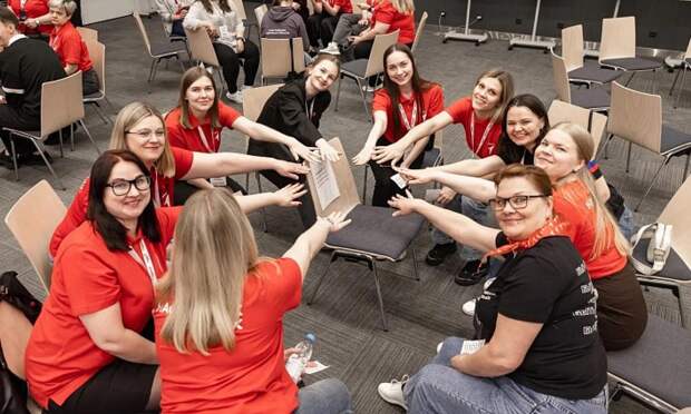 13 наставников из Архангельской области приняли участие в окружном слете Движения Первых в Екатеринбурге