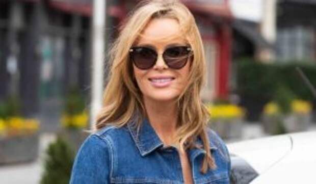 «Опять с голым задом!»: известная 50-летняя телеведущая снялась без штанов