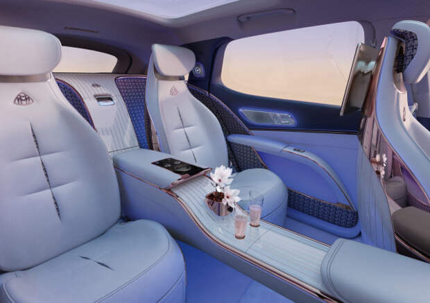 Концепт Mercedes-Maybach EQS