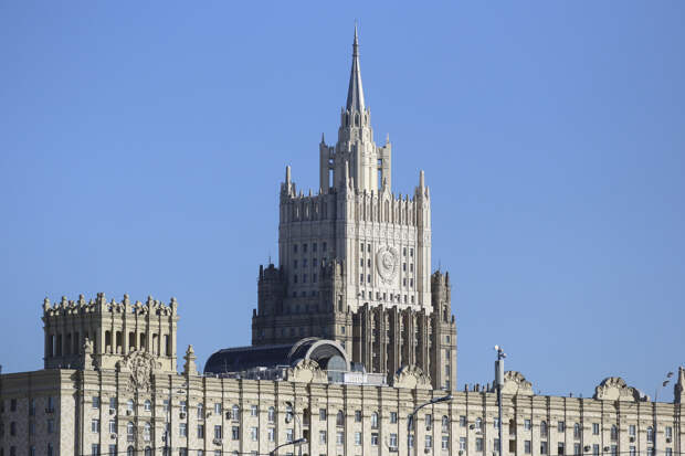 МИД: Россия готова отправить новые поставки нефти на Кубу