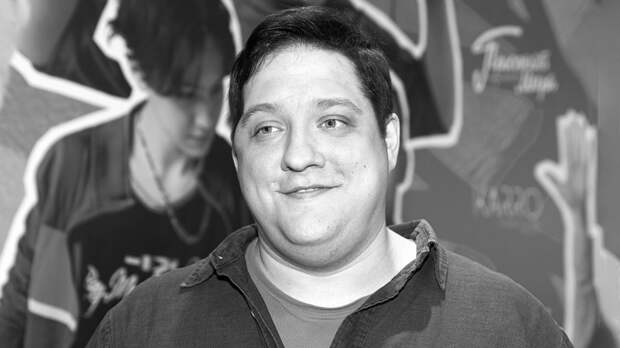 На 41-м году жизни умер звезда сериала "Полицейский с Рублёвки" Роман Попов