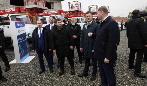 Новак, Кадыров и Ливинский открыли работу подстанции «Россетей» в Грозном