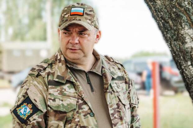 Что делают с предателями по закону военного времени? Не напомните?