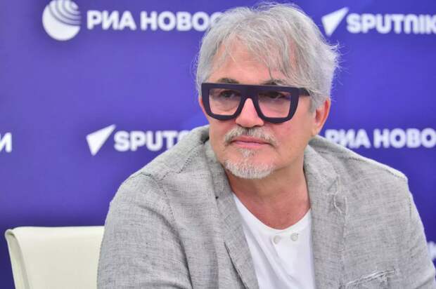 Жена Дмитрия Диброва Полина опубликовала первое фото с похудевшим на 20 кг мужем