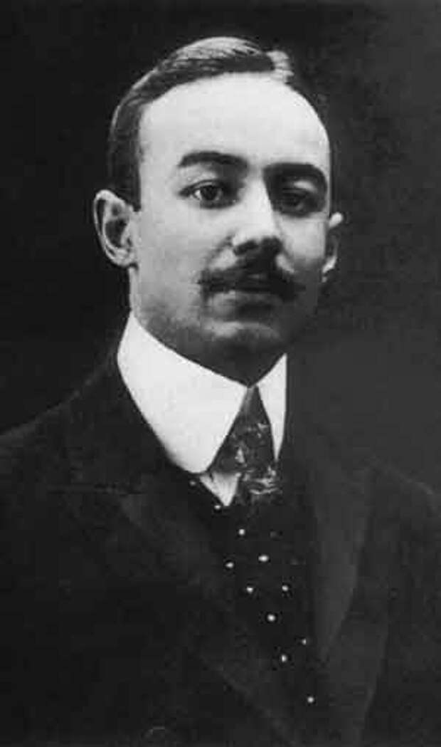 Мобилизация солдат в русскую армию в 1914 году. Призывники направляются в казарму. 1914 год. Фото: РИА Новости