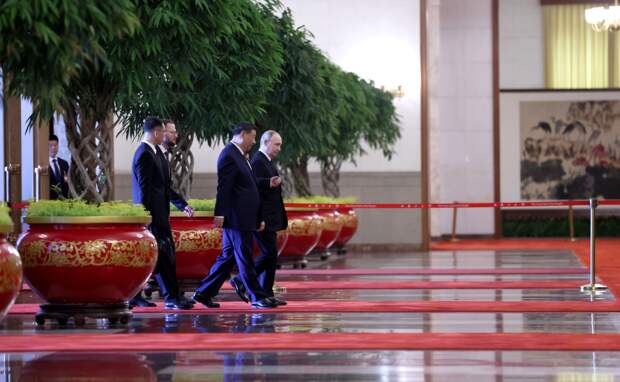 Уважение Китая к русским традициям в одном фото: Политолог указал на деталь визита Путина, которую мало кто заметил
