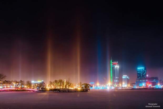 16. Минск, Беларусь  онтарио, столб света, явление