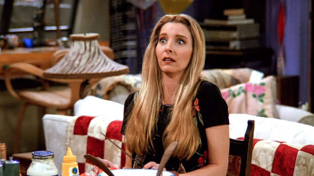 Лиза Кудроу раскрыла подробности «мерзкого» поведения сценаристов «Друзей»