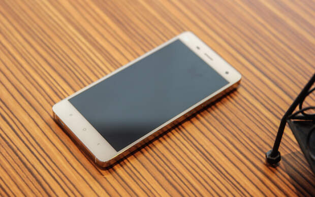 Xiaomi Mi4 Qualcomm Snapdragon 805 Quad Core 5" 1920X1080P 3GB RAM 16GB 64GB ROM 13MP MIUI V6 Mobile Phone