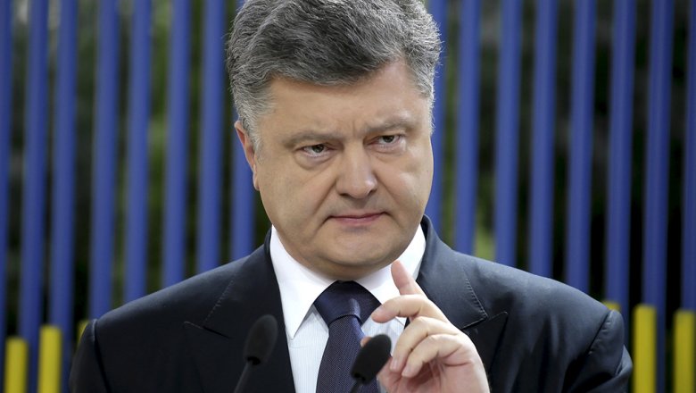 Порошенко объявил себя русскоязычным человеком