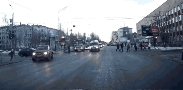 повезло выжить, настоящее везение, гифки, анимация, везунчики