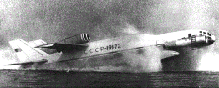 ВВА-14 мог садиться на воду.